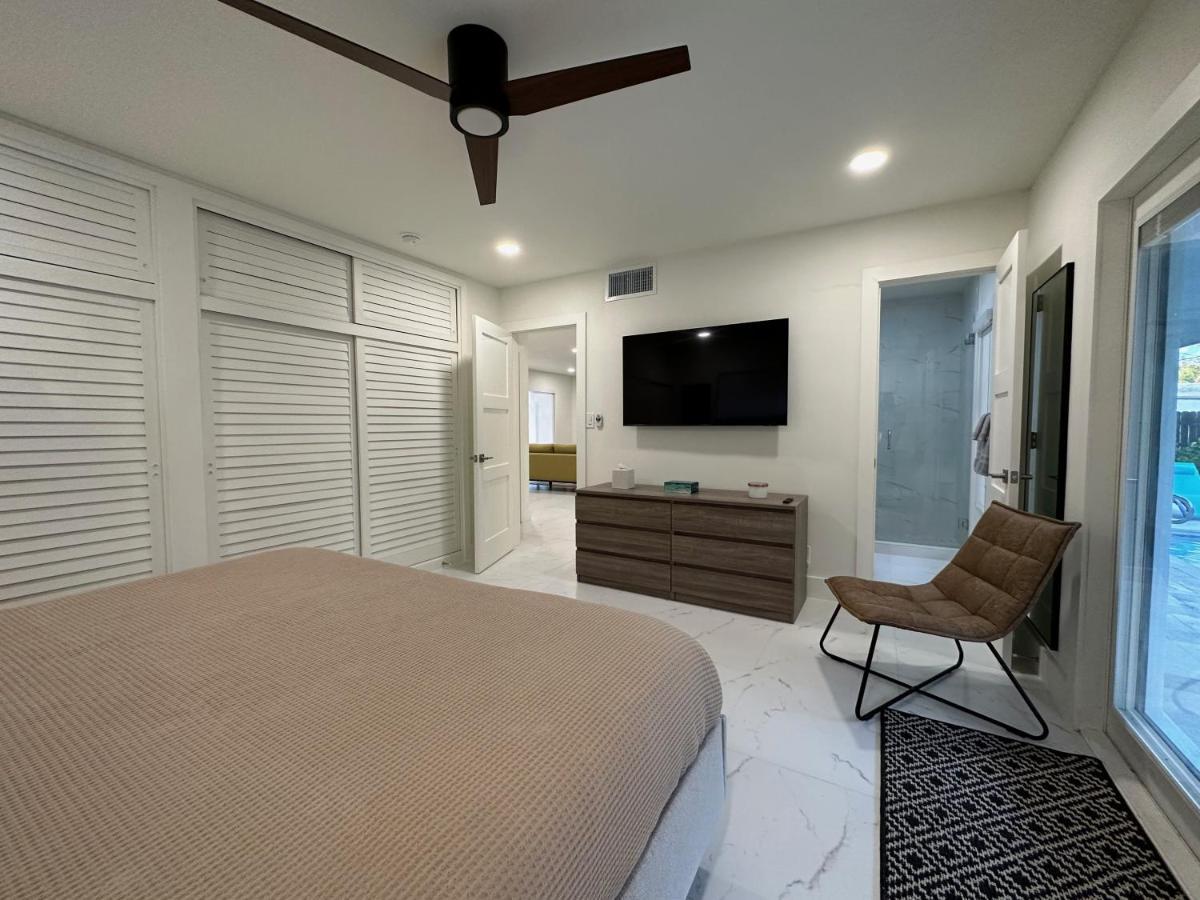 Willa The Sun House - 3 Bed, 2 Bath, Private Pool, Fire Pit, Huge Backyard Fort Lauderdale Zewnętrze zdjęcie